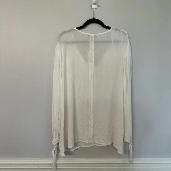 NWT Jessica Simpson Ivory Long Tie Sleeve Half Button Blouse Size 2X - Picture 10 of 10